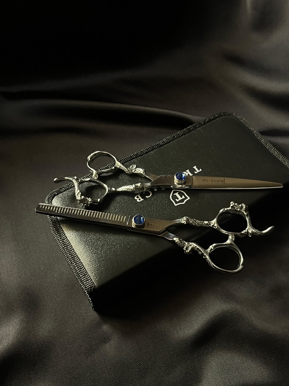 TRIMS•CB Dragon Edge Professional Scissor Set
