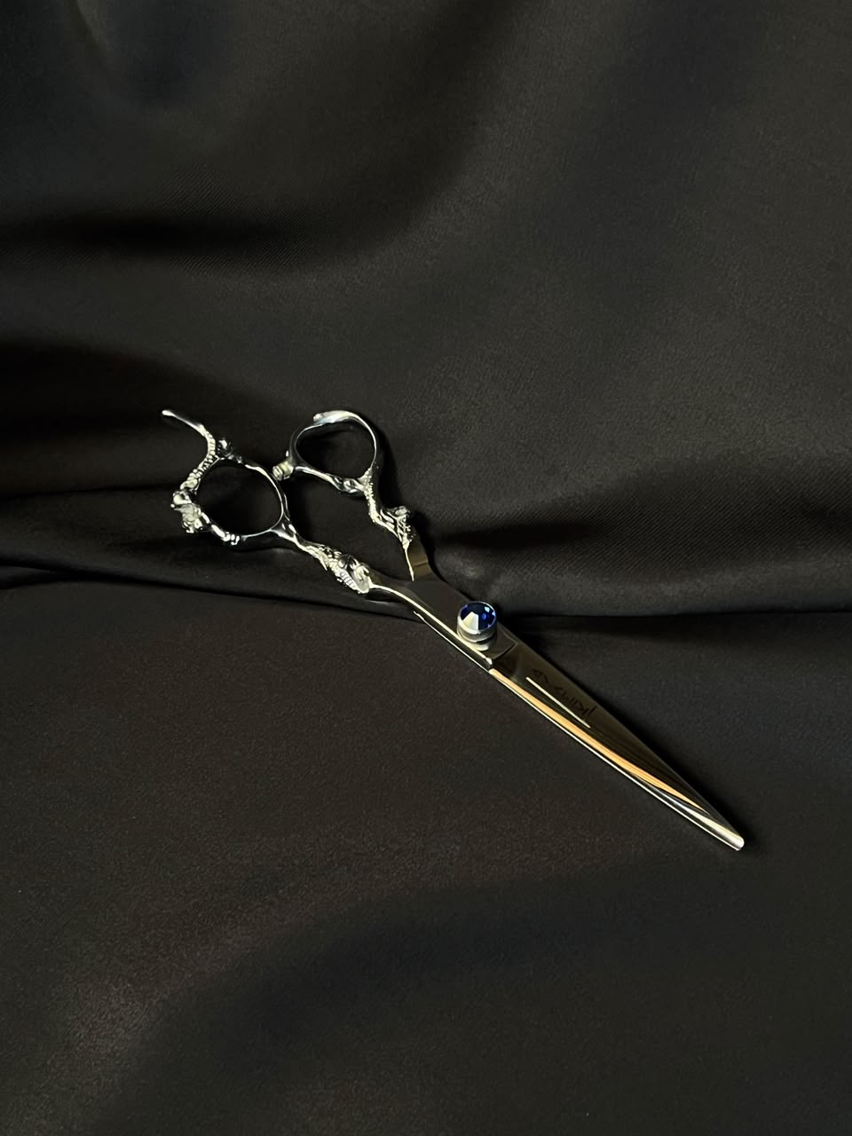 TRIMS•CB Dragon Edge Hair Cutting Scissor